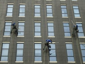 上海保潔公司 專業家庭保潔與新房開荒服務，守護您的溫馨家園
